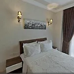 Geyi̇kli̇ Sunshi̇ne Hotel Dalyanköy