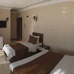 Geyi̇kli̇ Sunshi̇ne Hotel