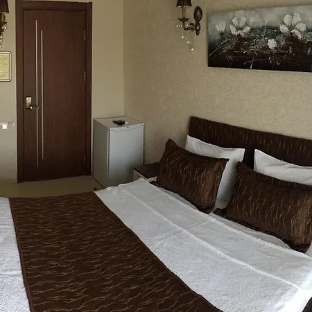 Hotel Geyi̇kli̇ Sunshi̇ne