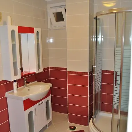 Geyi̇kli̇ Sunshi̇ne Hotel