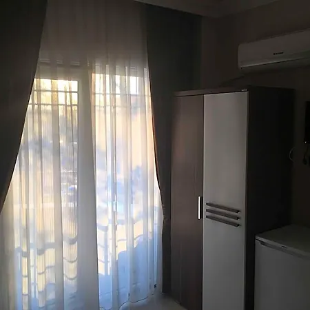 Geyi̇kli̇ Sunshi̇ne ホテル *