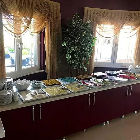 Geyi̇kli̇ Sunshi̇ne ホテル