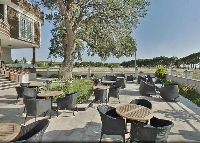 호텔 Geyi̇kli̇ Sunshi̇ne *